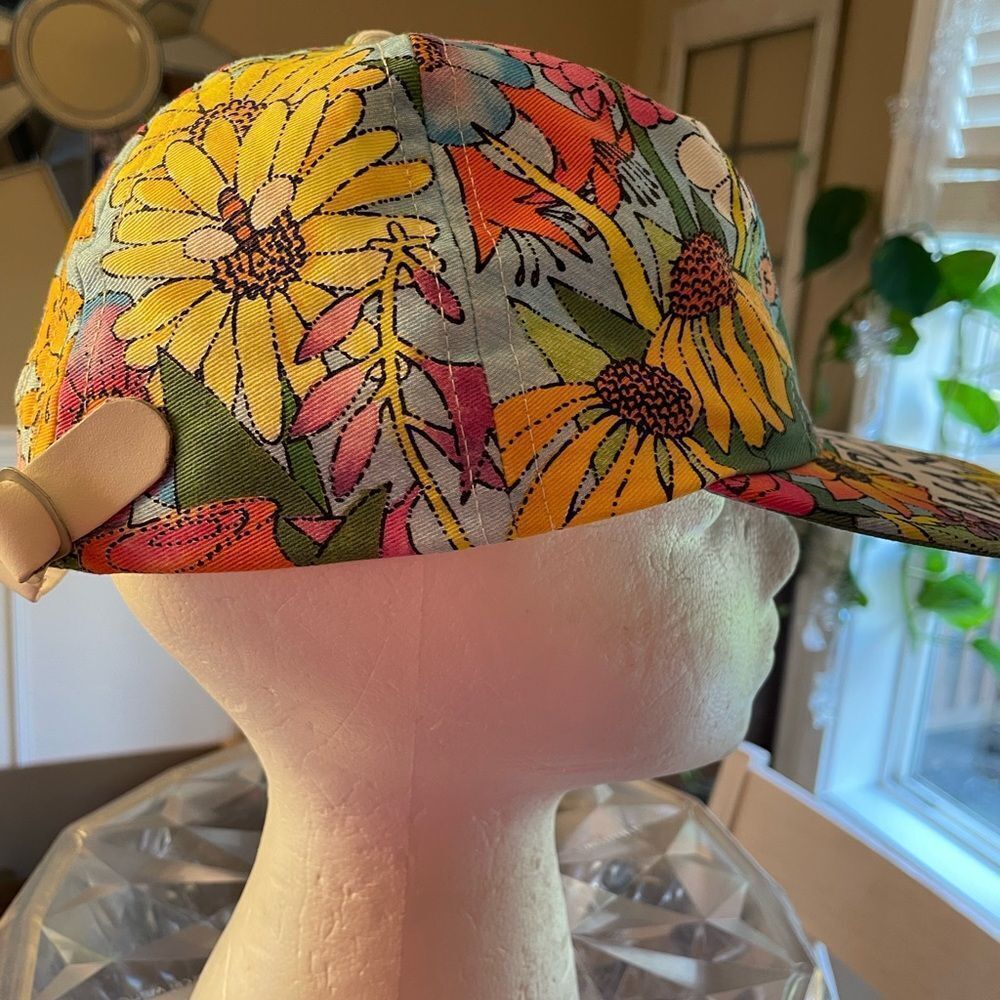 Samuel Byrd Plant Manager Plant Where Your Head is At Flower Adjustable Hat - Picture 7 of 15